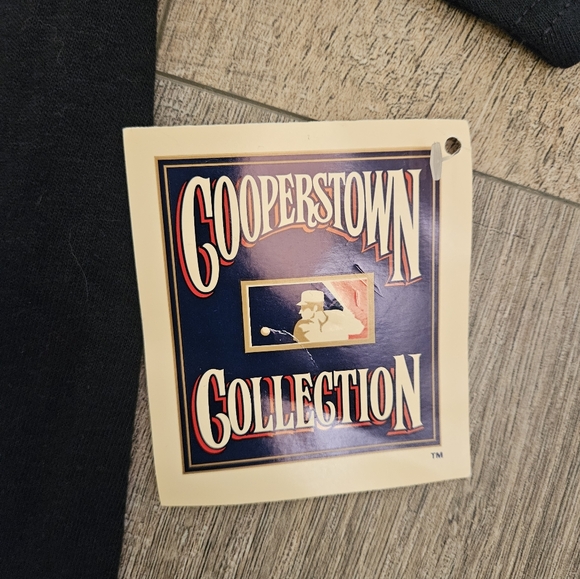 Mens Orioles Tshirt - Picture 3 of 4